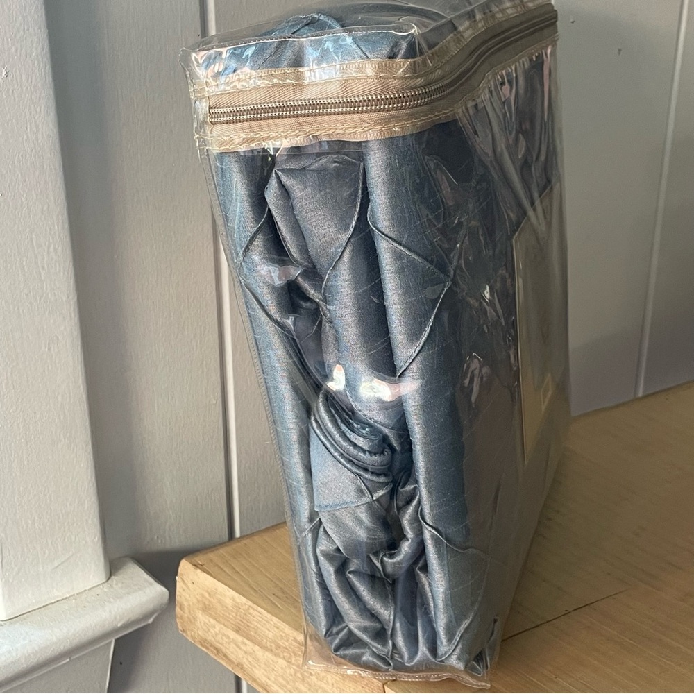 $10 SALE Comforter Cover Set Solid Textured Allegra Blue 4 Price Full/Queen - Picture 8 of 9